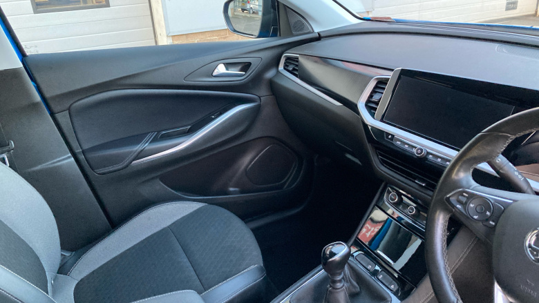 Vauxhall Grandland 1.2 Turbo GS Line 5dr Petrol Hatchback